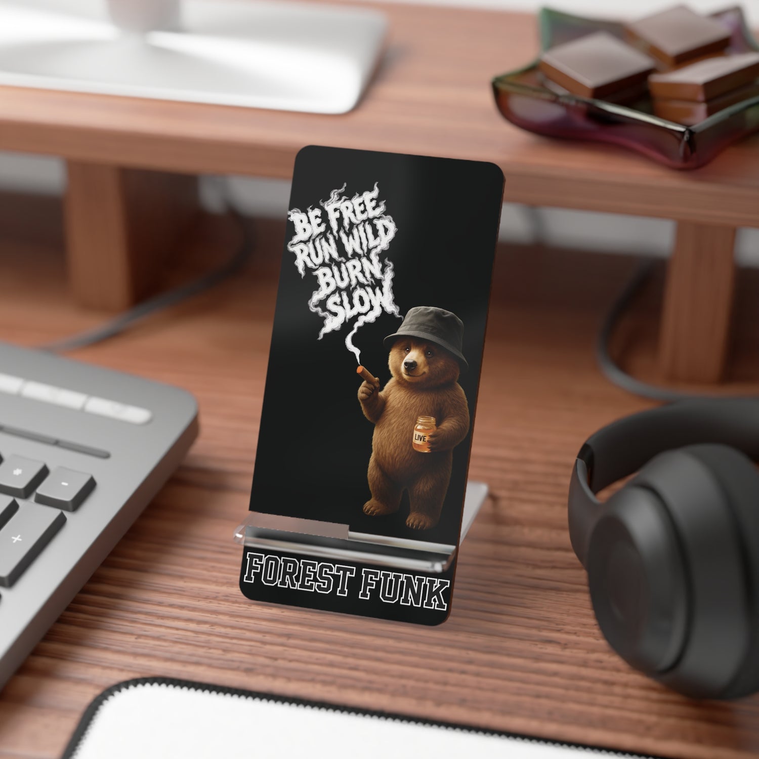 B.R.B. –  Blazed Mobile Stand